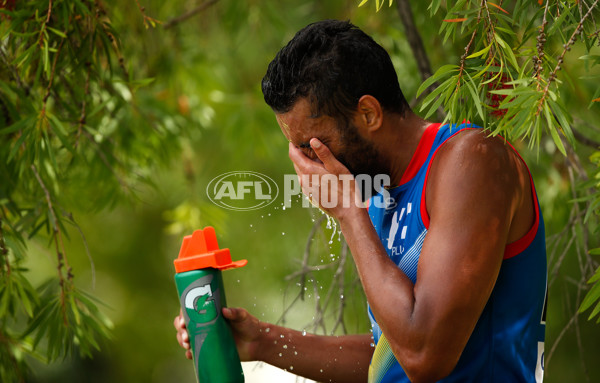 AFL 2018 Training - Gold Coast 131218 - 642174