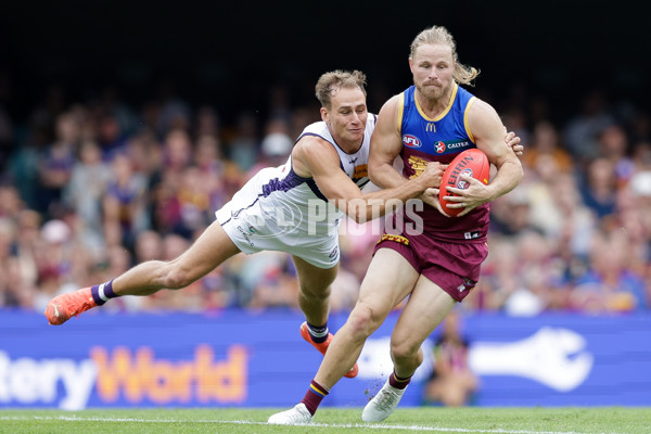 AFL 2023 Round 06 - Gold Coast v North Melbourne - A-27768708