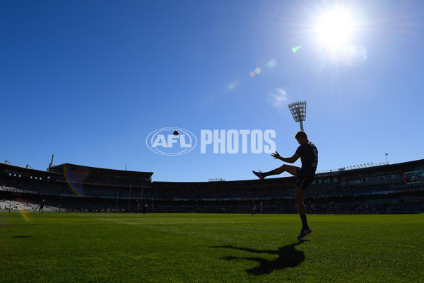 AFL 2017 Round 07 - Fremantle v Essendon - 509666