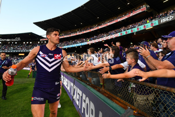 AFL 2017 Round 07 - Fremantle v Essendon - 509899