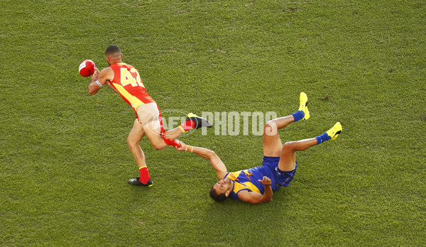 AFL 2017 Round 11 - Gold Coast v West Coast - 517142