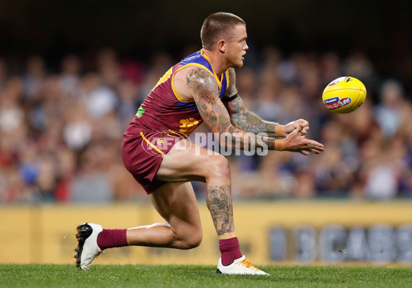 AFL 2017 Round 21 - Brisbane v Gold Coast - 540606