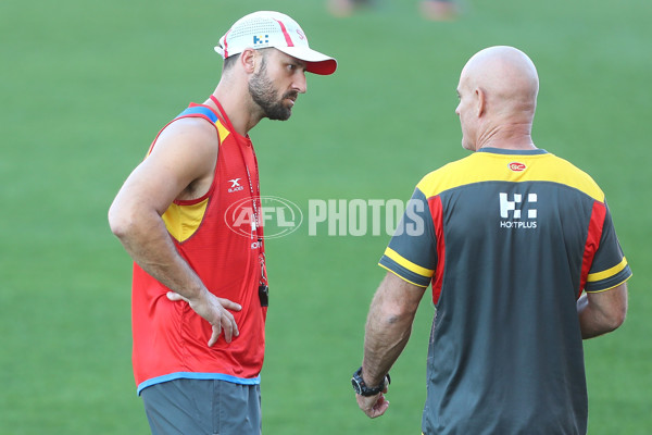 AFL 2017 Training - Gold Coast 150817 - 541816