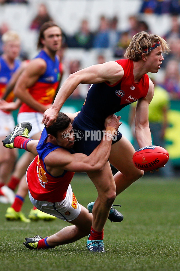 AFL 2017 Round 22 - Melbourne v Brisbane - 543529