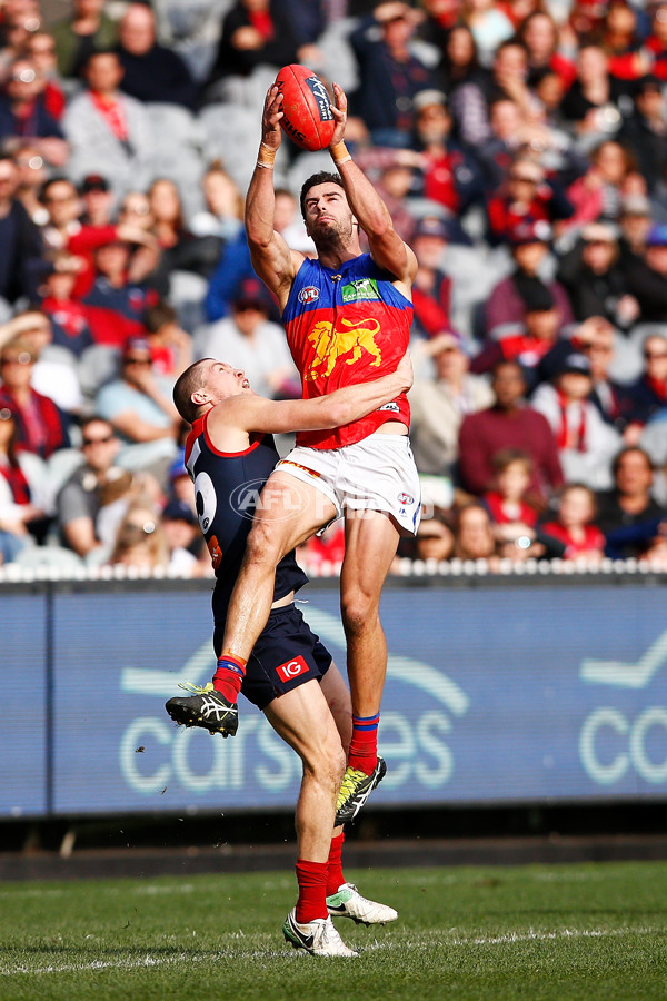 AFL 2017 Round 22 - Melbourne v Brisbane - 543542