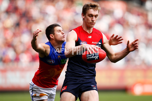 AFL 2017 Round 22 - Melbourne v Brisbane - 543532