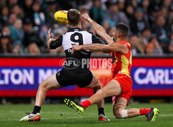 AFL 2017 Round 23 - Port Adelaide v Gold Coast - 545317