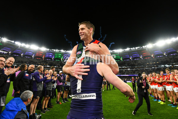 AFL 2019 Round 22 - Fremantle v Essendon - 706973