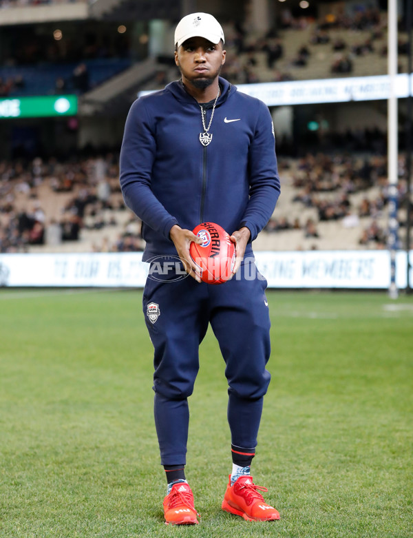 AFL 2019 Round 23 - Collingwood v Essendon - 708025