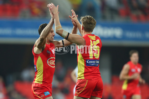 AFL 2019 Round 23 - Gold Coast v GWS - 709086