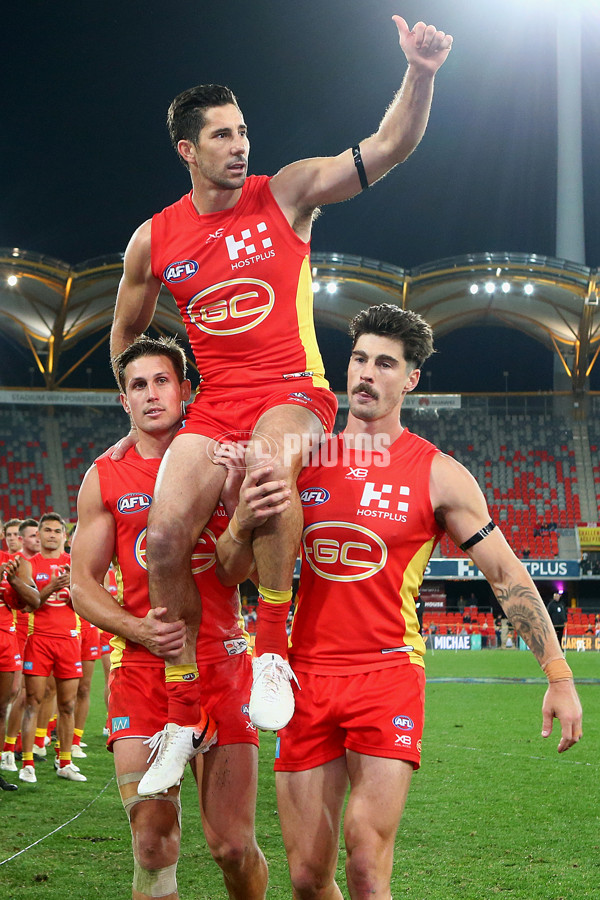 AFL 2019 Round 23 - Gold Coast v GWS - 709269