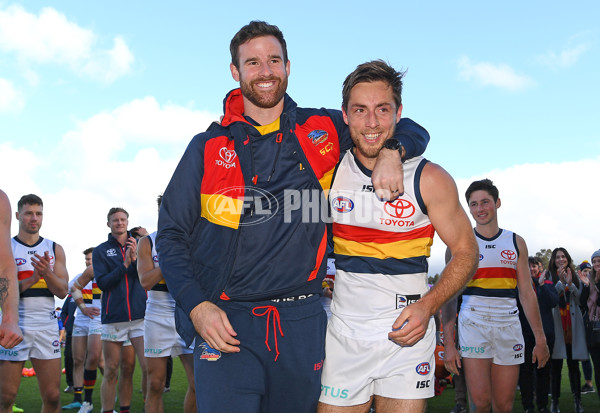 AFL 2019 Round 23 - Western Bulldogs v Adelaide - 709534