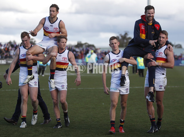 AFL 2019 Round 23 - Western Bulldogs v Adelaide - 709582