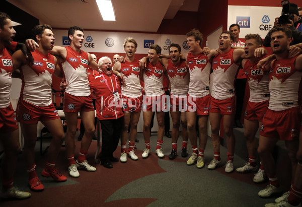 AFL 2019 Round 08 - Sydney v Essendon - 672068