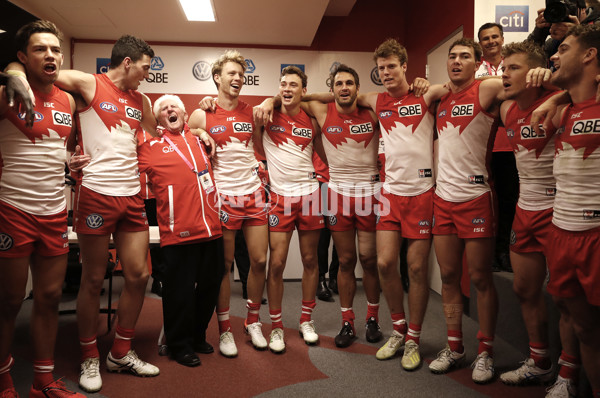 AFL 2019 Round 08 - Sydney v Essendon - 672086