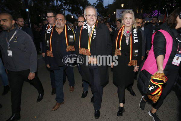 AFL 2019 Round 10 - Richmond v Essendon - 678128