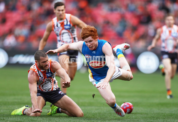 AFL 2019 Round 11 - GWS v Gold Coast - 680478