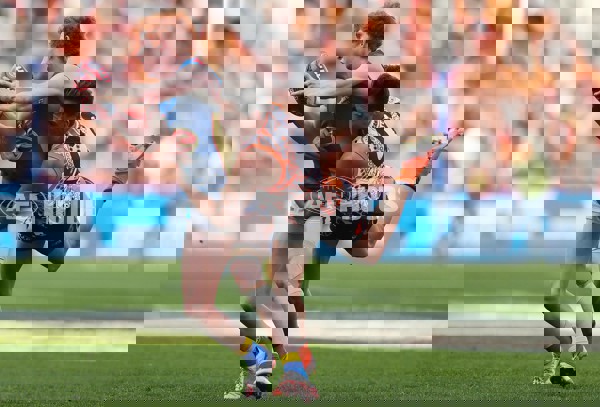 AFL 2019 Round 11 - GWS v Gold Coast - 680836