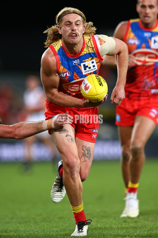 AFL 2019 Round 17 - Gold Coast v Adelaide - 694743