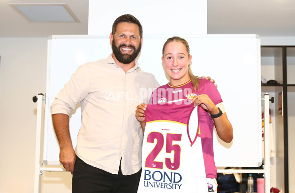 AFLW 2019 Rd 04 - Western Bulldogs v Brisbane - 648640