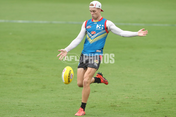 AFL 2019 Training - Gold Coast Suns 270319 - 657469