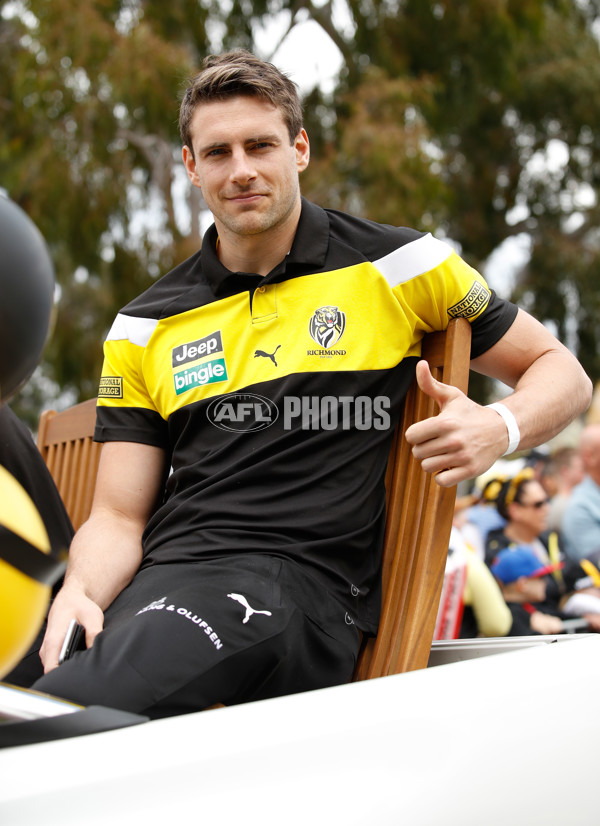 AFL 2017 Media - Toyota AFL Grand Final Parade - 559438