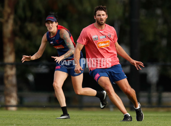 AFLW 2018 Training - Melbourne 110118 - 564250