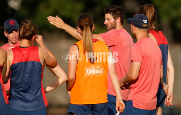 AFLW 2018 Training - Melbourne 110118 - 564295