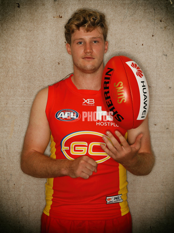 AFL 2018 Portraits - Gold Coast Suns - 569934