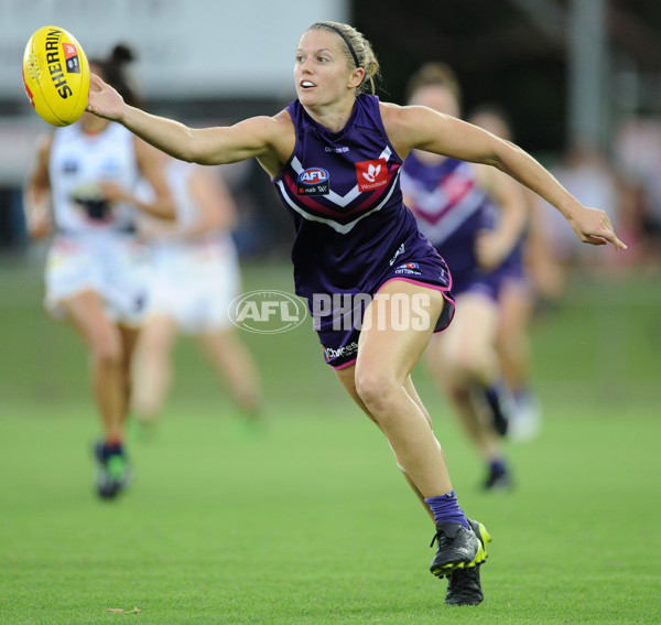 AFLW 2018 Rd 06 - Adelaide v Fremantle - 573378