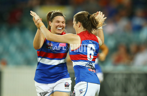 AFLW 2018 Rd 06 - GWS Giants v Western Bulldogs - 573765