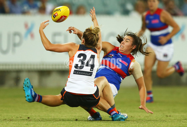 AFLW 2018 Rd 06 - GWS Giants v Western Bulldogs - 573806