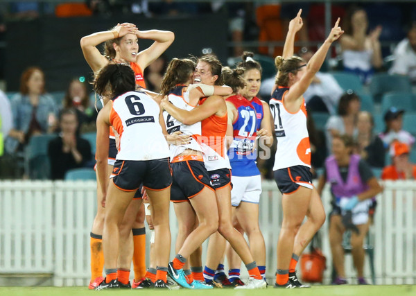 AFLW 2018 Rd 06 - GWS Giants v Western Bulldogs - 573842