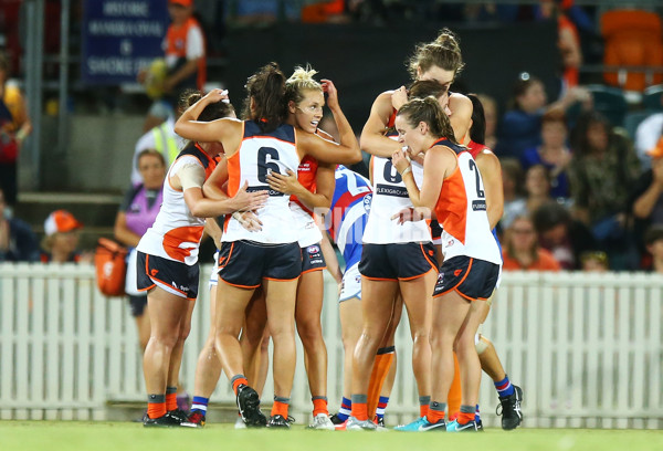 AFLW 2018 Rd 06 - GWS Giants v Western Bulldogs - 573841