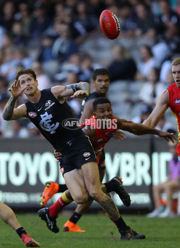 AFL 2018 Round 02 - Carlton v Gold Coast - 578513