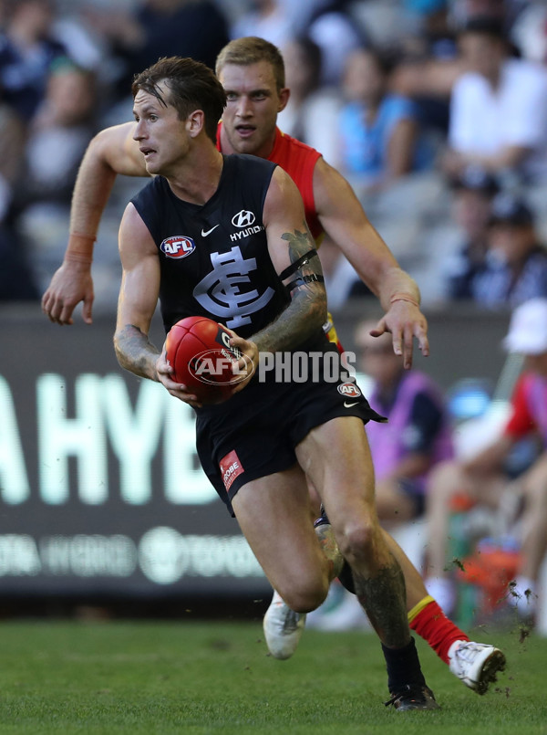 AFL 2018 Round 02 - Carlton v Gold Coast - 578512