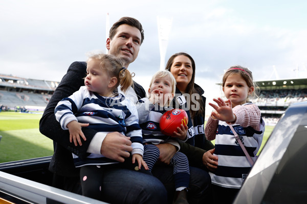 AFL 2023 Round 08 - Geelong v Adelaide - A-31414793