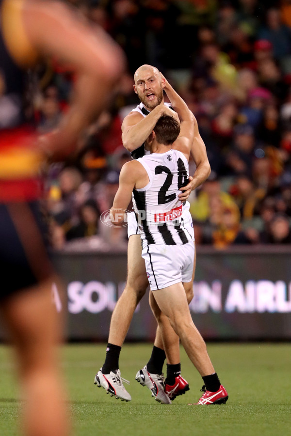 AFL 2018 Round 04 - Adelaide v Collingwood - 582347