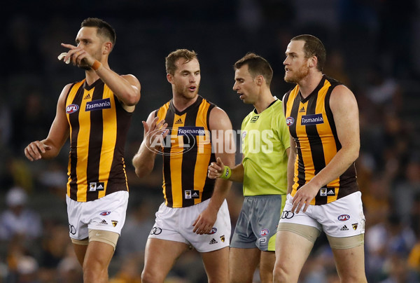 AFL 2018 Round 05 - North Melbourne v Hawthorn - 585094