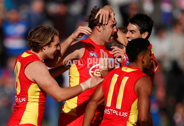 AFL 2018 Round 07 - Western Bulldogs v Gold Coast - 588572