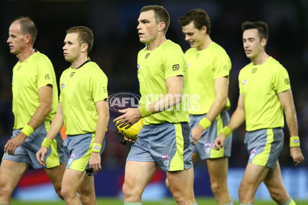 AFL 2018 Round 08 - Western Bulldogs v Brisbane - 591736