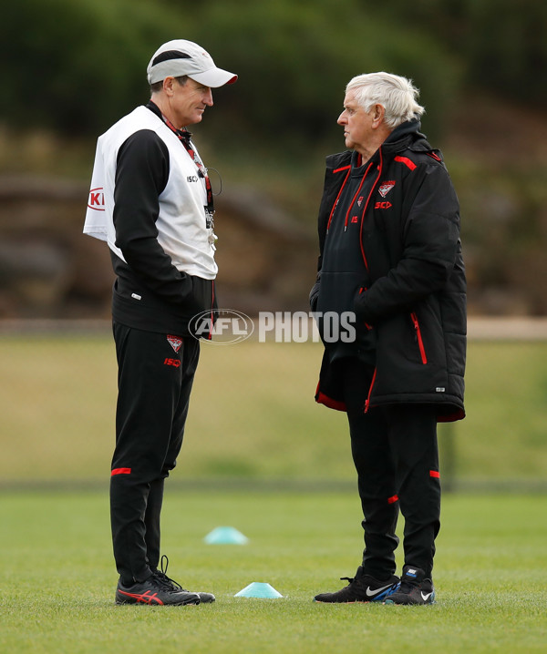 AFL 2018 Training - Essendon 160518 - 592598