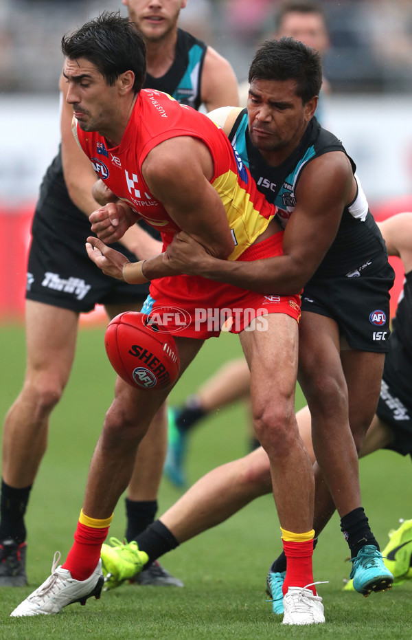 AFL 2018 Round 09 - Gold Coast v Port Adelaide - 593218