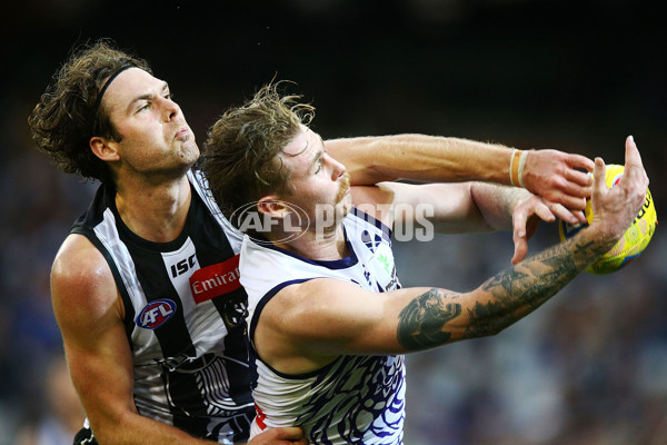 AFL 2018 Round 11 - Photographers Choice - 598947