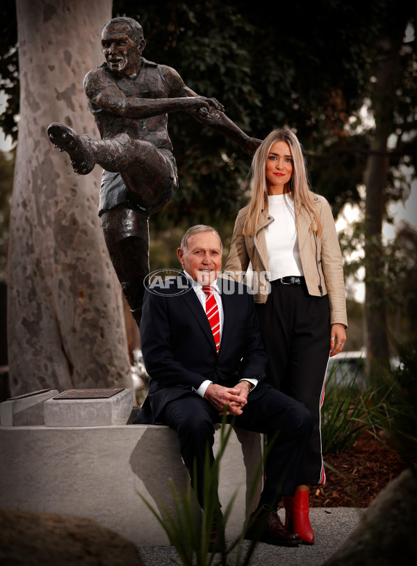 AFL 2018 Media - Bob Skilton Sculpture Unveiling - 614345