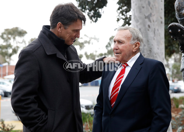 AFL 2018 Media - Bob Skilton Sculpture Unveiling - 614357