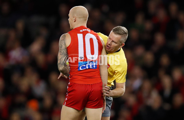 AFL 2018 Round 19 - Essendon v Sydney - 614469