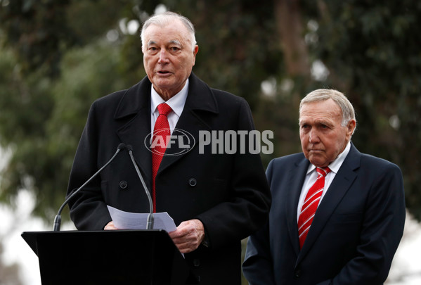 AFL 2018 Media - Bob Skilton Sculpture Unveiling - 614378