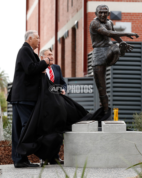 AFL 2018 Media - Bob Skilton Sculpture Unveiling - 614382