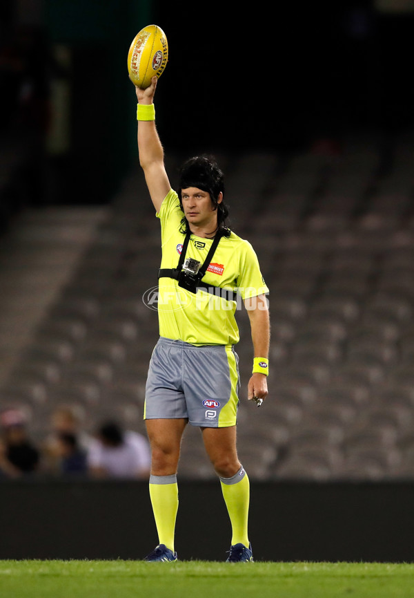 AFL 2018 Round 21 - Essendon v St Kilda - 619180